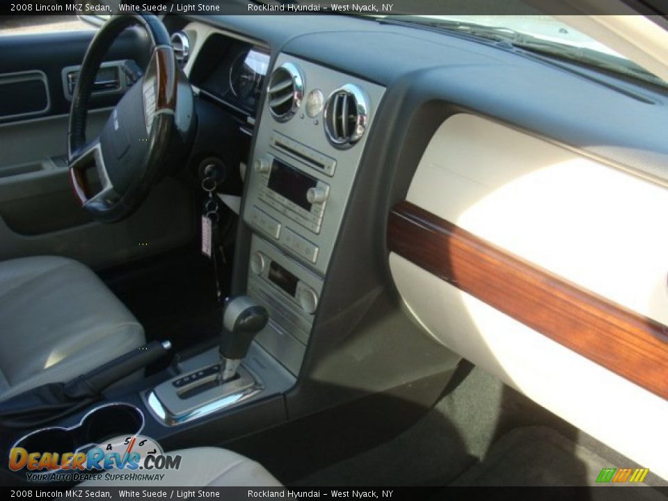 2008 Lincoln MKZ Sedan White Suede / Light Stone Photo #24