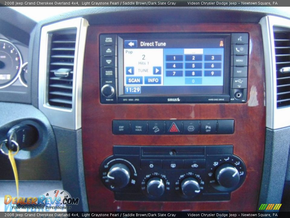 2008 Jeep Grand Cherokee Overland 4x4 Light Graystone Pearl / Saddle Brown/Dark Slate Gray Photo #22