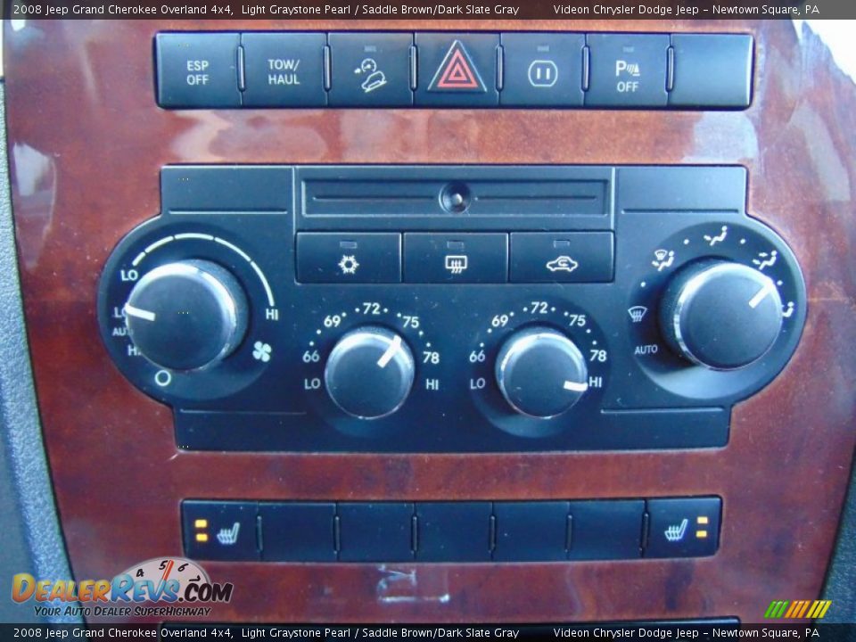 2008 Jeep Grand Cherokee Overland 4x4 Light Graystone Pearl / Saddle Brown/Dark Slate Gray Photo #26