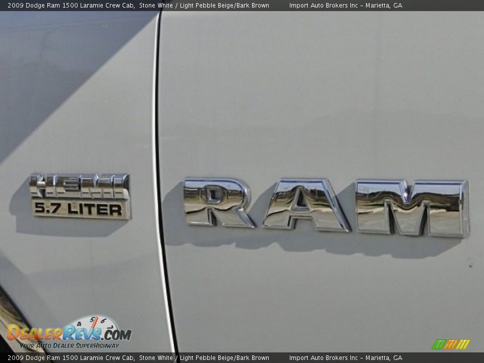 2009 Dodge Ram 1500 Laramie Crew Cab Stone White / Light Pebble Beige/Bark Brown Photo #34
