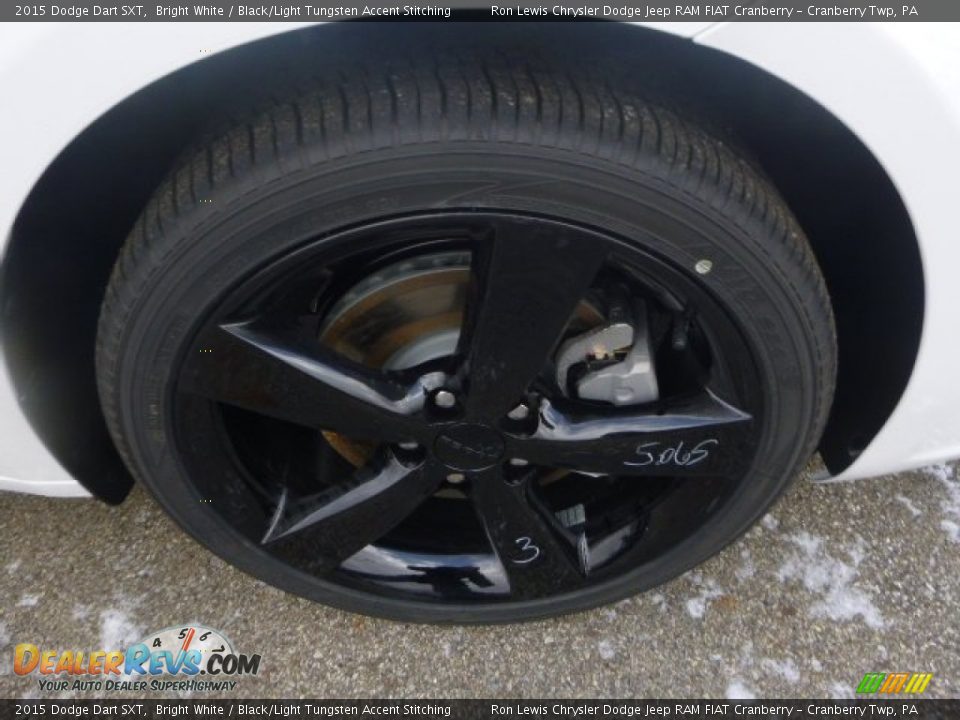 2015 Dodge Dart SXT Bright White / Black/Light Tungsten Accent Stitching Photo #9
