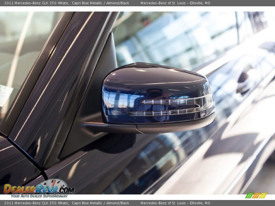 2011 Mercedes-Benz GLK 350 4Matic Capri Blue Metallic / Almond/Black Photo #13