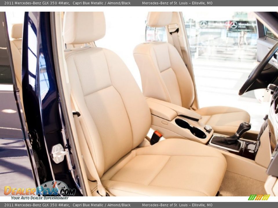 2011 Mercedes-Benz GLK 350 4Matic Capri Blue Metallic / Almond/Black Photo #22