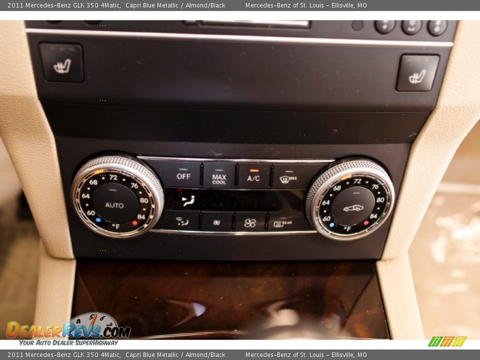2011 Mercedes-Benz GLK 350 4Matic Capri Blue Metallic / Almond/Black Photo #30