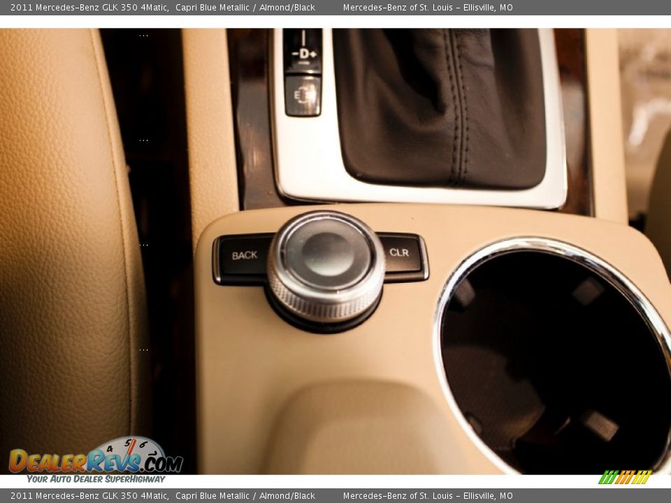 2011 Mercedes-Benz GLK 350 4Matic Capri Blue Metallic / Almond/Black Photo #33