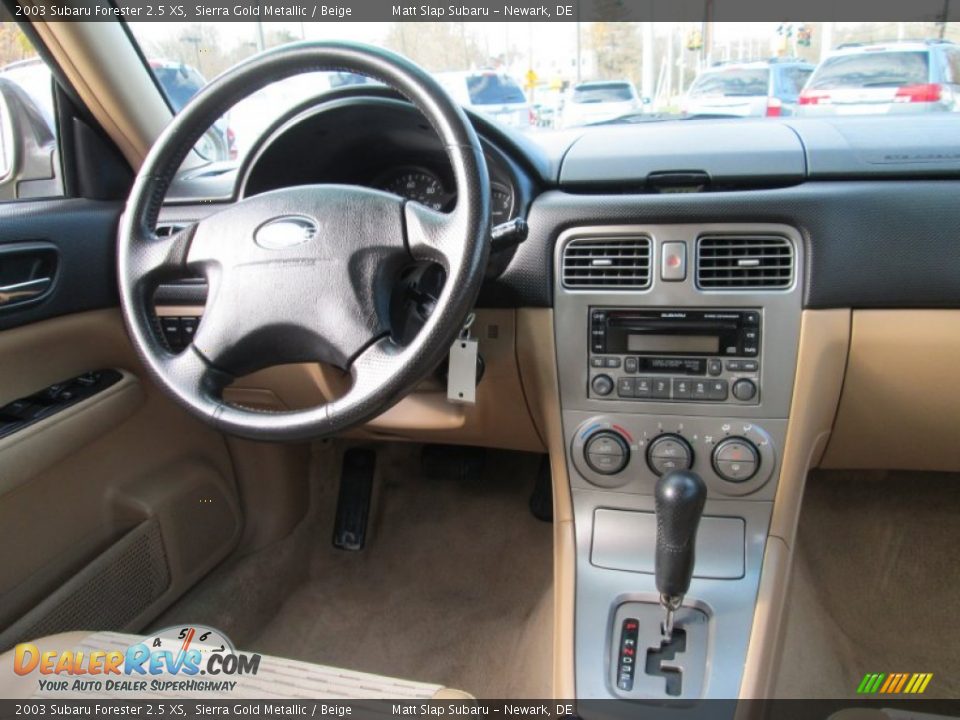 Dashboard of 2003 Subaru Forester 2.5 XS Photo #16