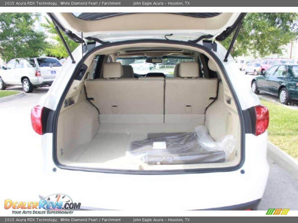 2015 Acura RDX Technology White Diamond Pearl / Parchment Photo #14