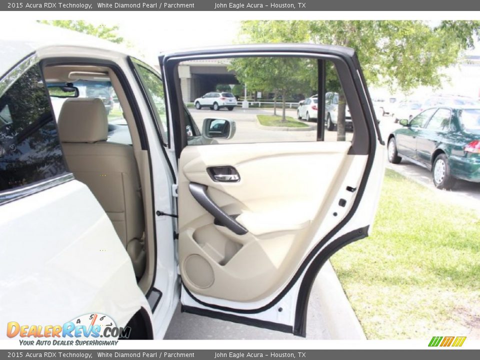 2015 Acura RDX Technology White Diamond Pearl / Parchment Photo #16
