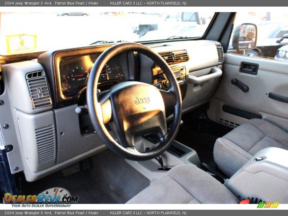 2004 Jeep Wrangler X 4x4 Patriot Blue Pearl / Khaki Photo #12