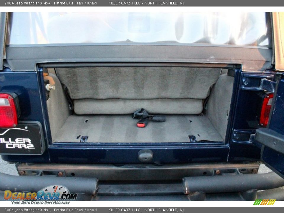 2004 Jeep Wrangler X 4x4 Patriot Blue Pearl / Khaki Photo #25