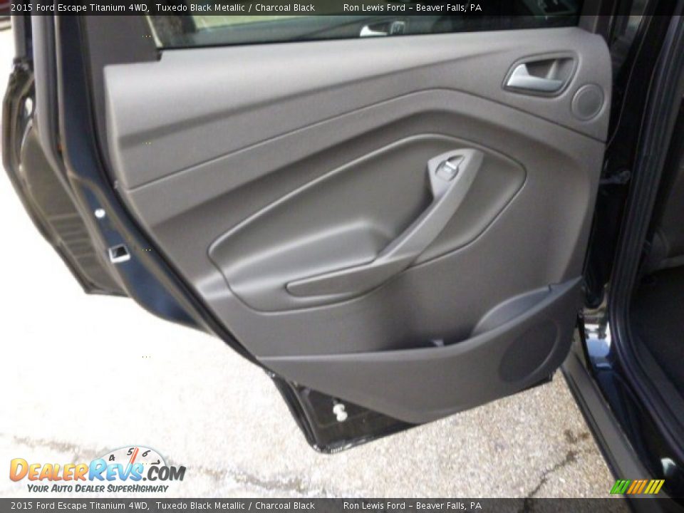 2015 Ford Escape Titanium 4WD Tuxedo Black Metallic / Charcoal Black Photo #13