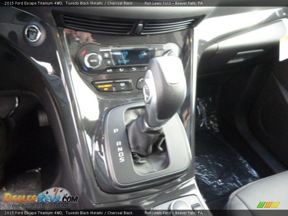 2015 Ford Escape Titanium 4WD Shifter Photo #18