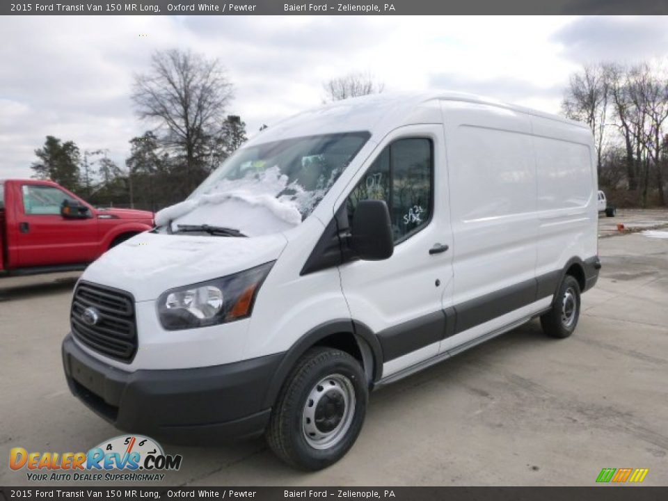 Front 3/4 View of 2015 Ford Transit Van 150 MR Long Photo #2