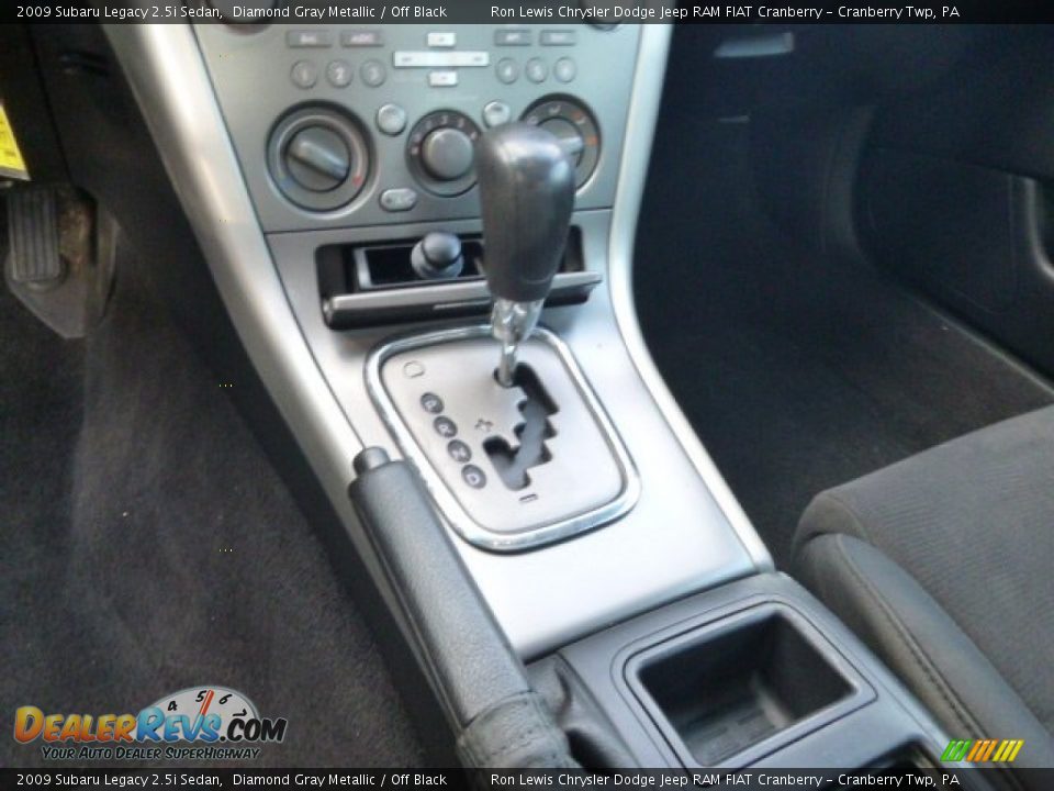 2009 Subaru Legacy 2.5i Sedan Diamond Gray Metallic / Off Black Photo #17