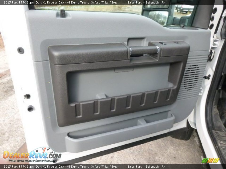 2015 Ford F550 Super Duty XL Regular Cab 4x4 Dump Truck Oxford White / Steel Photo #12