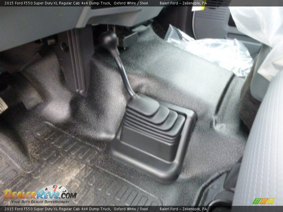 2015 Ford F550 Super Duty XL Regular Cab 4x4 Dump Truck Oxford White / Steel Photo #14