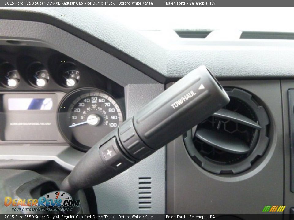 2015 Ford F550 Super Duty XL Regular Cab 4x4 Dump Truck Oxford White / Steel Photo #17