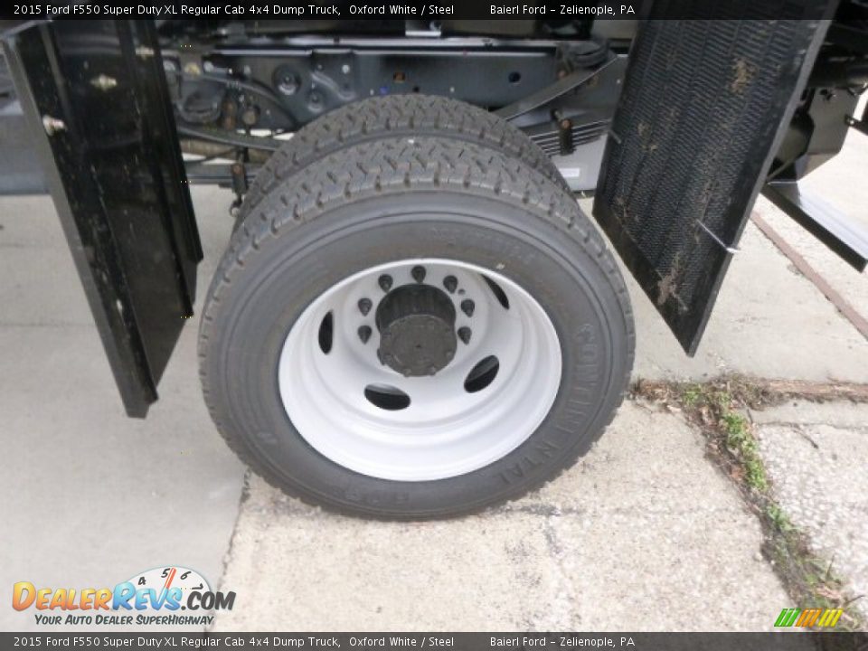 2015 Ford F550 Super Duty XL Regular Cab 4x4 Dump Truck Oxford White / Steel Photo #9