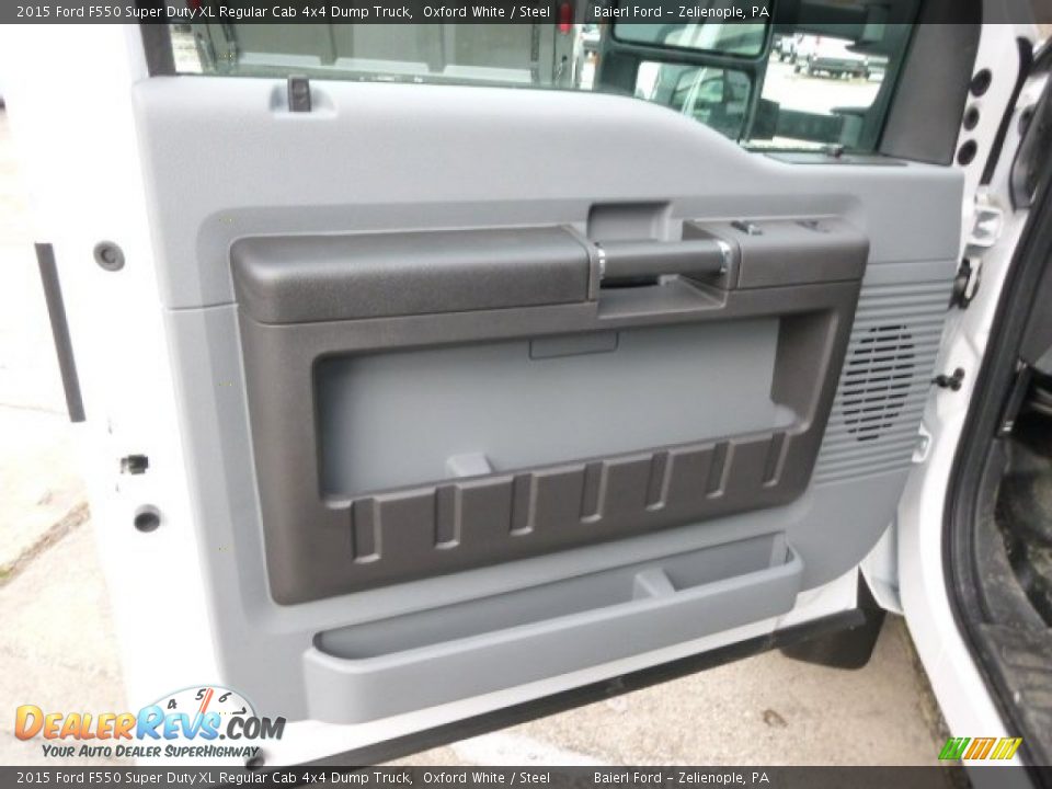 2015 Ford F550 Super Duty XL Regular Cab 4x4 Dump Truck Oxford White / Steel Photo #12