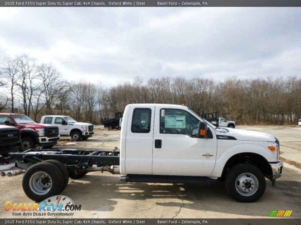 2015 Ford F350 Super Duty XL Super Cab 4x4 Chassis Oxford White / Steel Photo #5