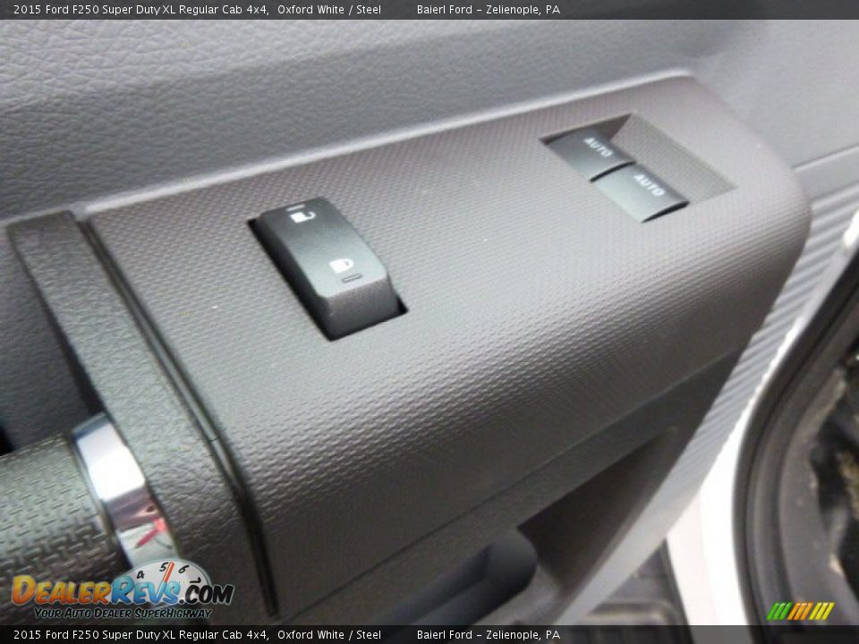 2015 Ford F250 Super Duty XL Regular Cab 4x4 Oxford White / Steel Photo #13