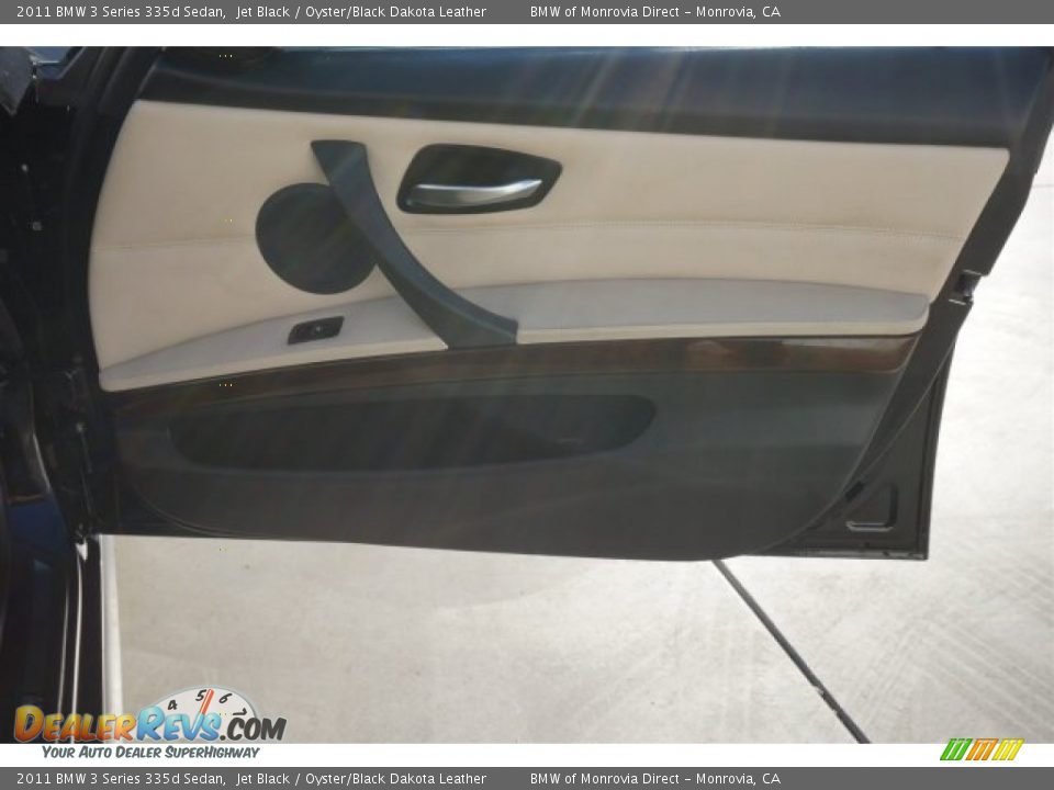 2011 BMW 3 Series 335d Sedan Jet Black / Oyster/Black Dakota Leather Photo #16