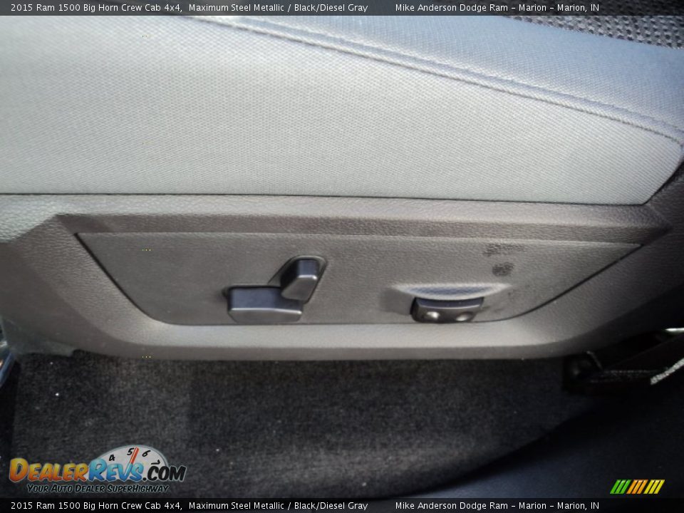 2015 Ram 1500 Big Horn Crew Cab 4x4 Maximum Steel Metallic / Black/Diesel Gray Photo #13