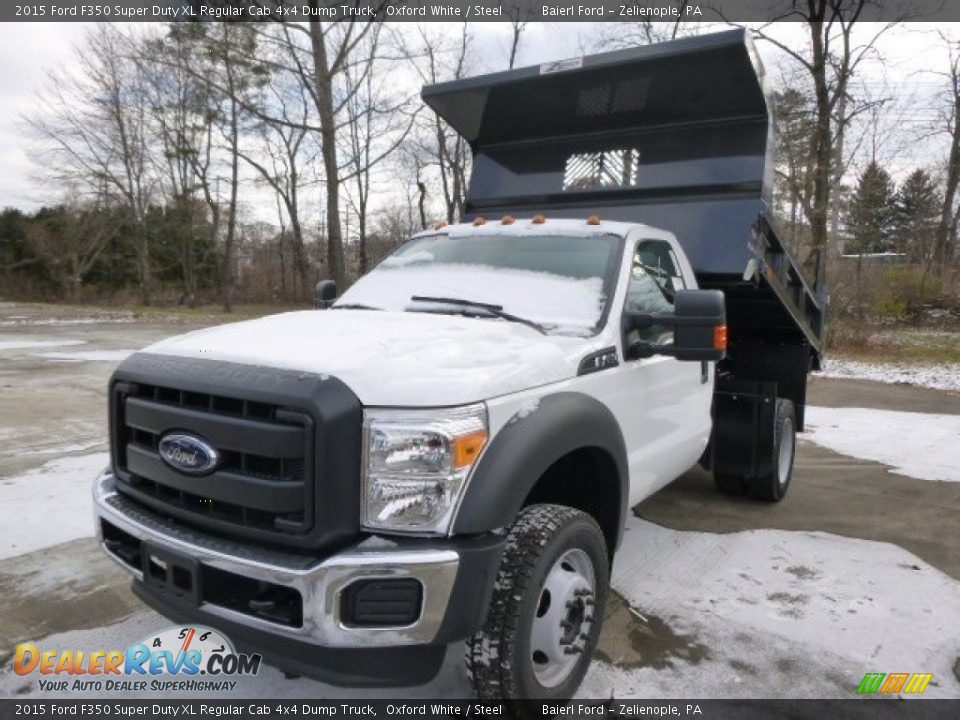 Front 3/4 View of 2015 Ford F350 Super Duty XL Regular Cab 4x4 Dump Truck Photo #2