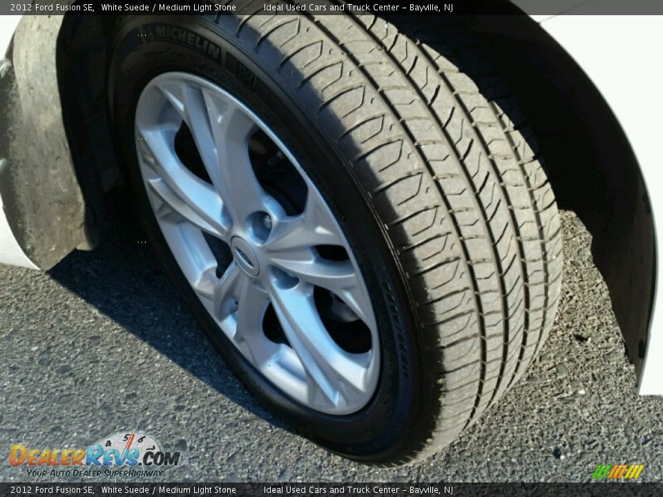 2012 Ford Fusion SE White Suede / Medium Light Stone Photo #2