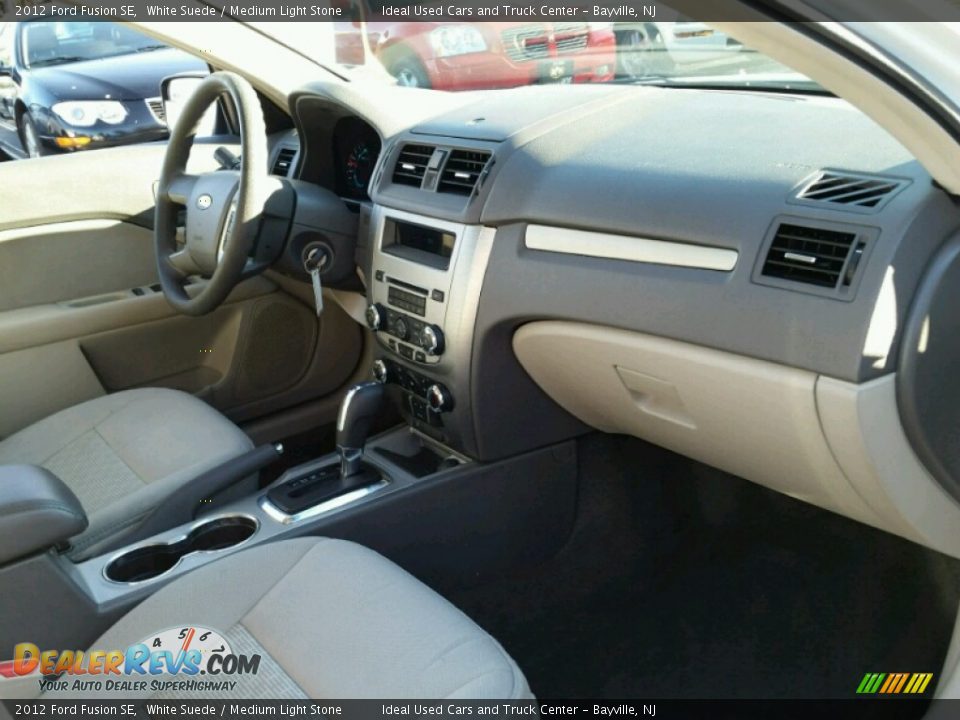 2012 Ford Fusion SE White Suede / Medium Light Stone Photo #10