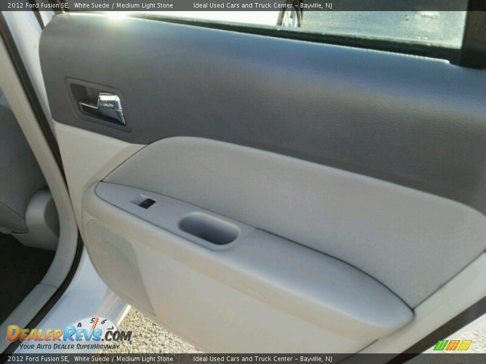 2012 Ford Fusion SE White Suede / Medium Light Stone Photo #12