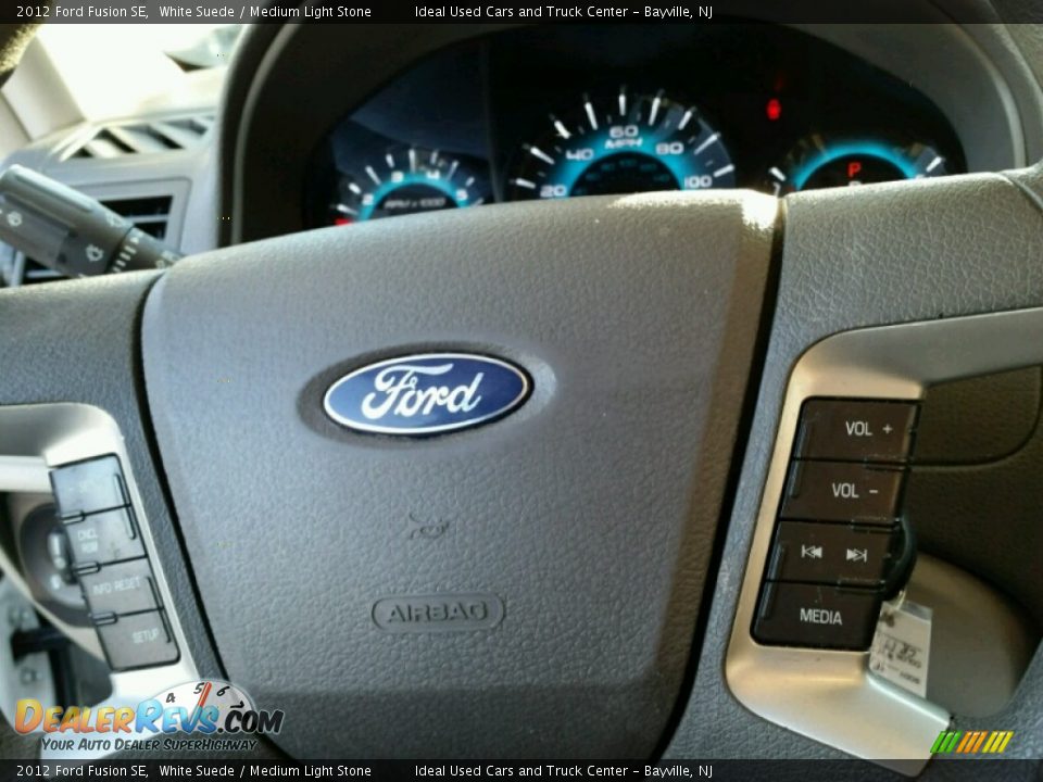 2012 Ford Fusion SE White Suede / Medium Light Stone Photo #28