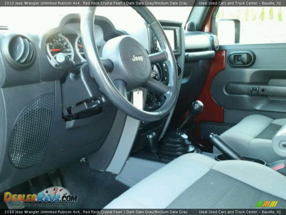 2010 Jeep Wrangler Unlimited Rubicon 4x4 Red Rock Crystal Pearl / Dark Slate Gray/Medium Slate Gray Photo #22
