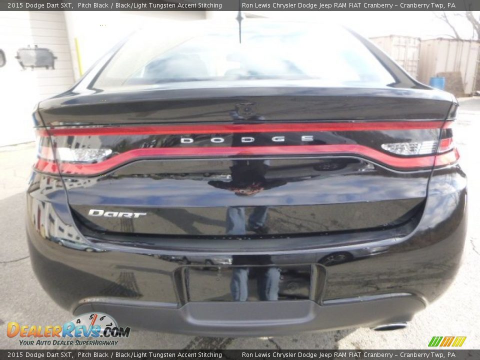 2015 Dodge Dart SXT Pitch Black / Black/Light Tungsten Accent Stitching Photo #4