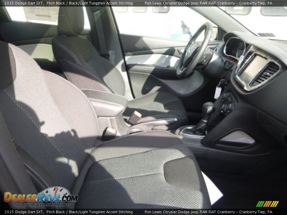 2015 Dodge Dart SXT Pitch Black / Black/Light Tungsten Accent Stitching Photo #9