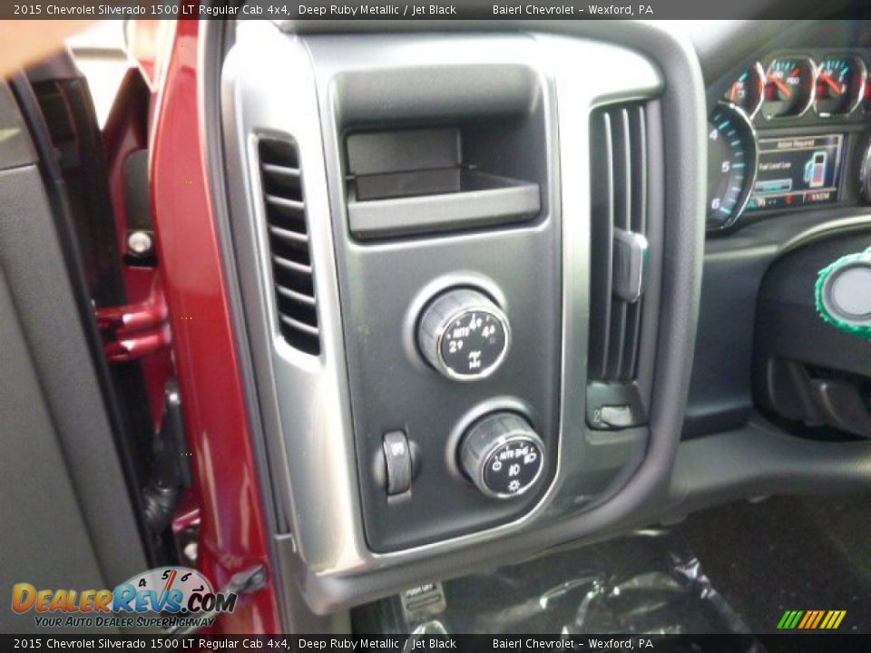 2015 Chevrolet Silverado 1500 LT Regular Cab 4x4 Deep Ruby Metallic / Jet Black Photo #15