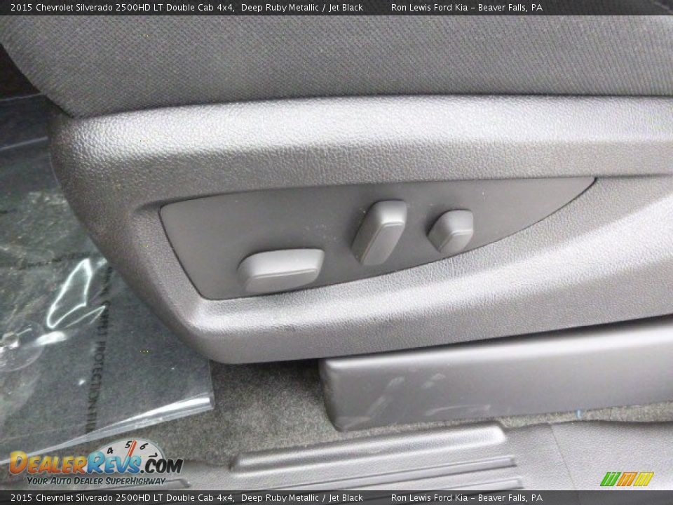 2015 Chevrolet Silverado 2500HD LT Double Cab 4x4 Deep Ruby Metallic / Jet Black Photo #14