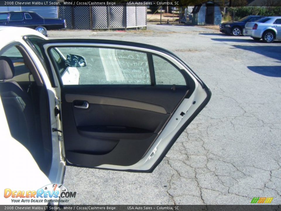 2008 Chevrolet Malibu LT Sedan White / Cocoa/Cashmere Beige Photo #16