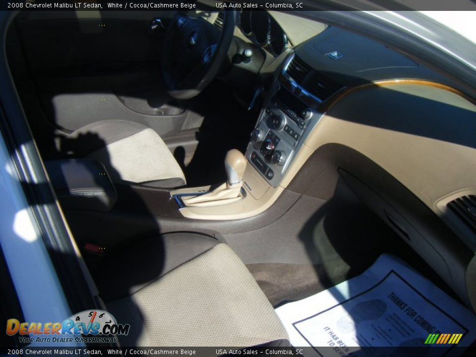 2008 Chevrolet Malibu LT Sedan White / Cocoa/Cashmere Beige Photo #19