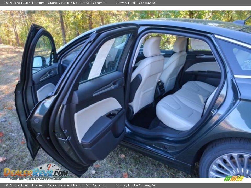 2015 Ford Fusion Titanium Guard Metallic / Medium Soft Ceramic Photo #13