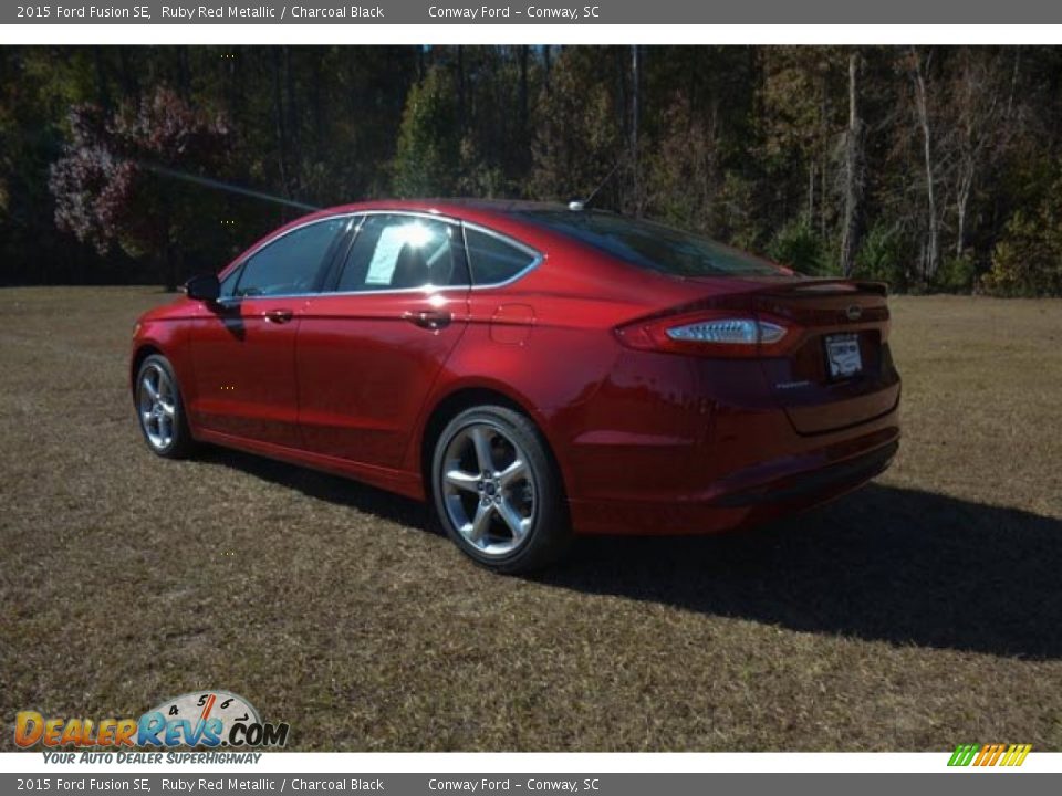 2015 Ford Fusion SE Ruby Red Metallic / Charcoal Black Photo #6