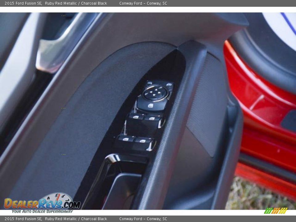 2015 Ford Fusion SE Ruby Red Metallic / Charcoal Black Photo #18