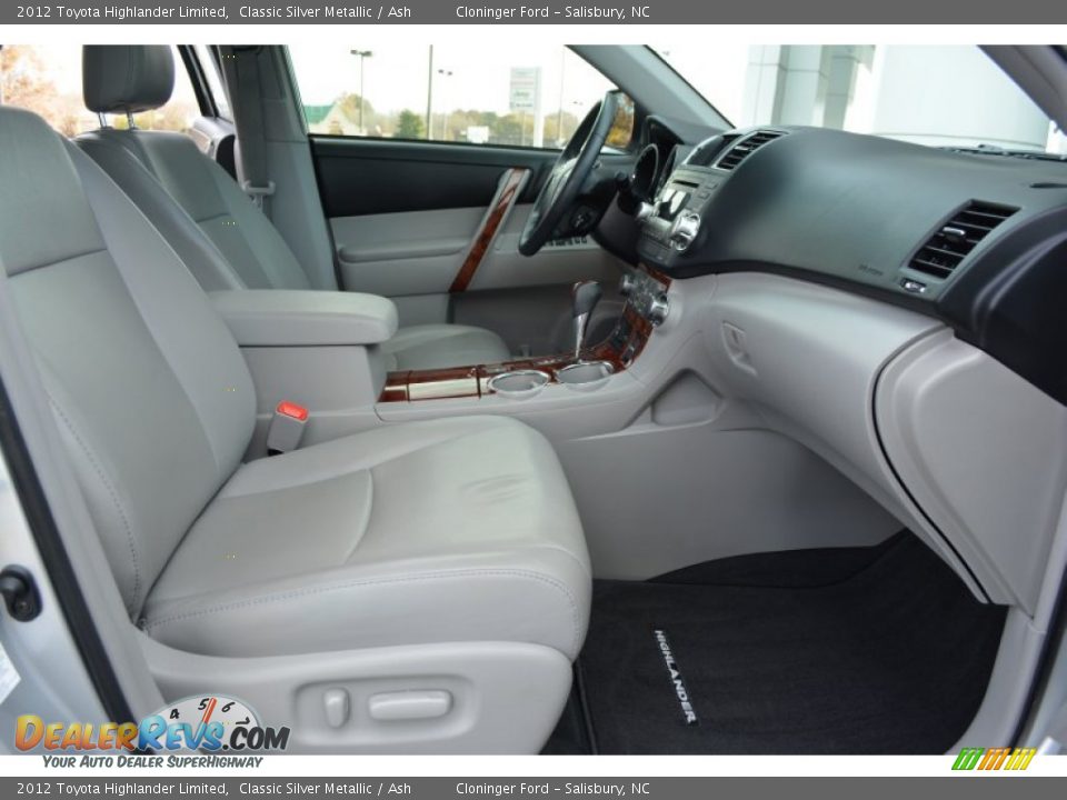 Front Seat of 2012 Toyota Highlander Limited Photo #17