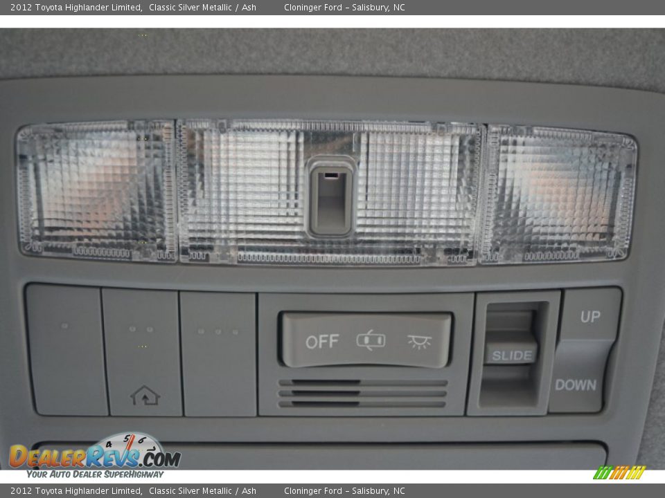 2012 Toyota Highlander Limited Classic Silver Metallic / Ash Photo #26