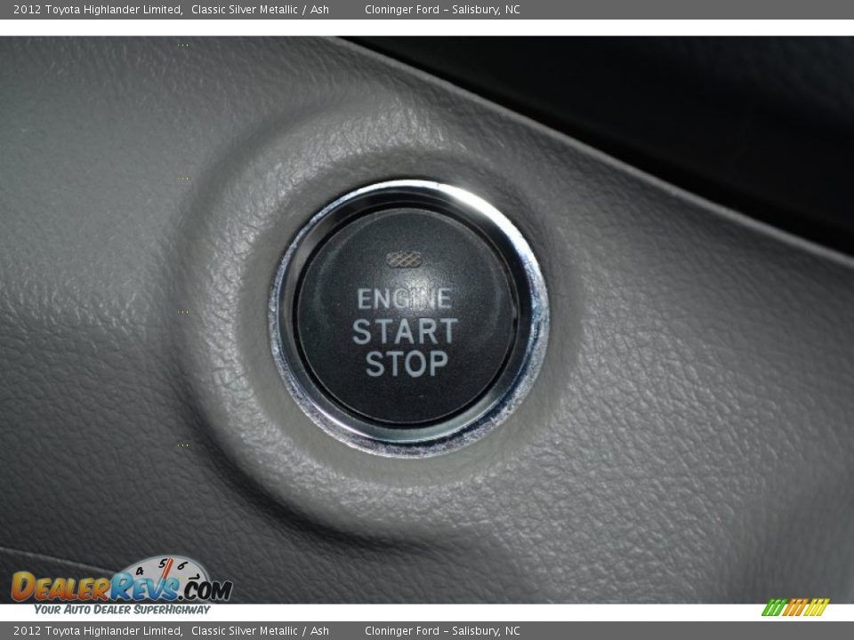 2012 Toyota Highlander Limited Classic Silver Metallic / Ash Photo #32