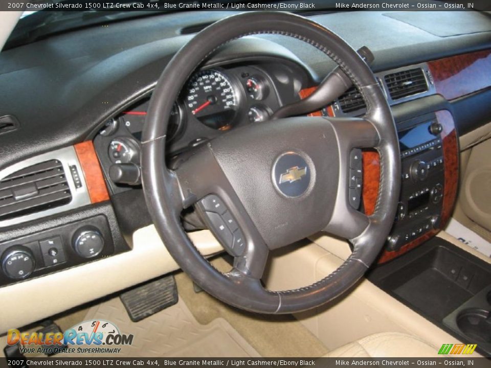 2007 Chevrolet Silverado 1500 LTZ Crew Cab 4x4 Blue Granite Metallic / Light Cashmere/Ebony Black Photo #6