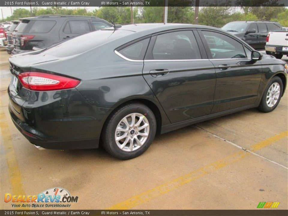 Guard Metallic 2015 Ford Fusion S Photo #3