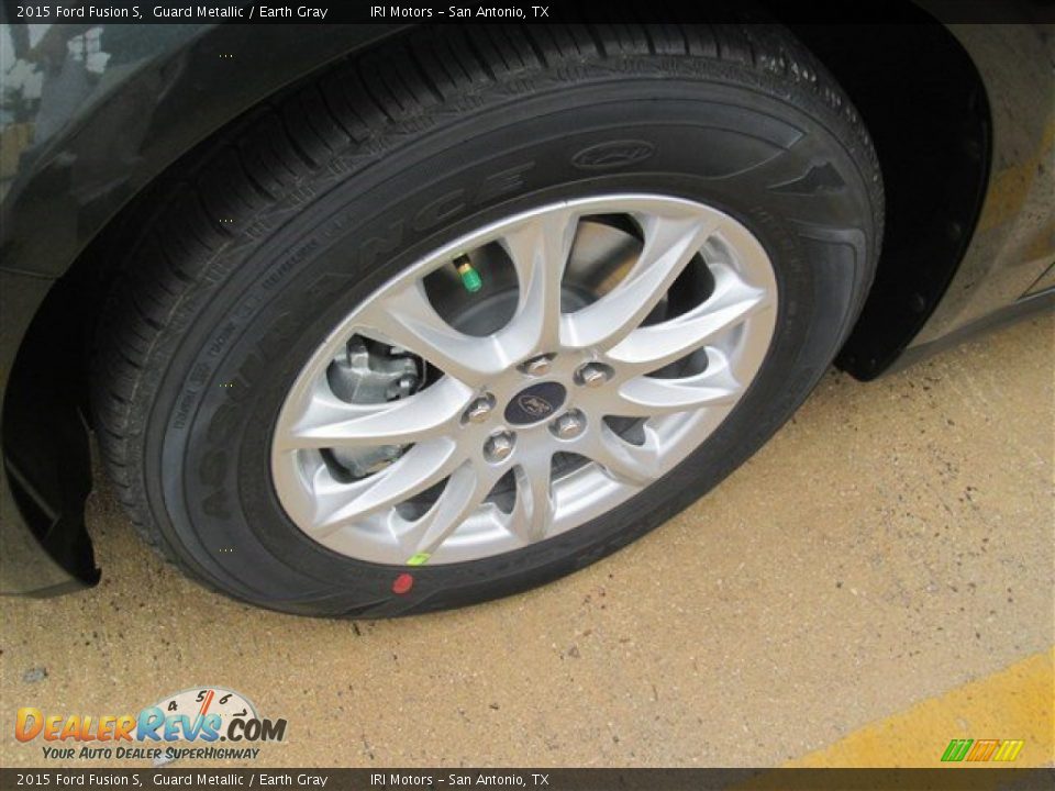 2015 Ford Fusion S Wheel Photo #25