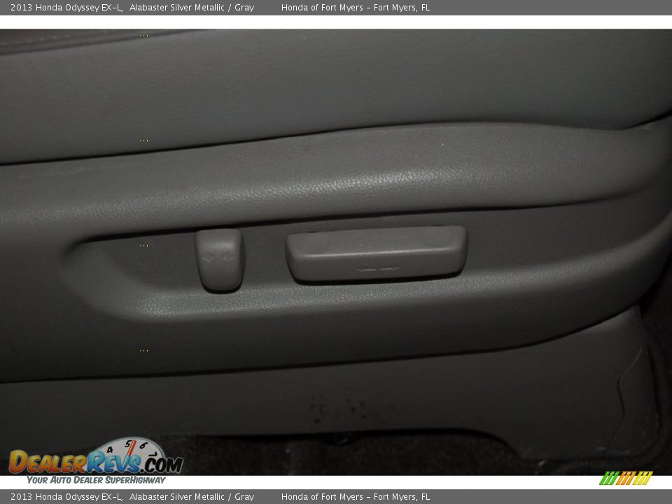 2013 Honda Odyssey EX-L Alabaster Silver Metallic / Gray Photo #34