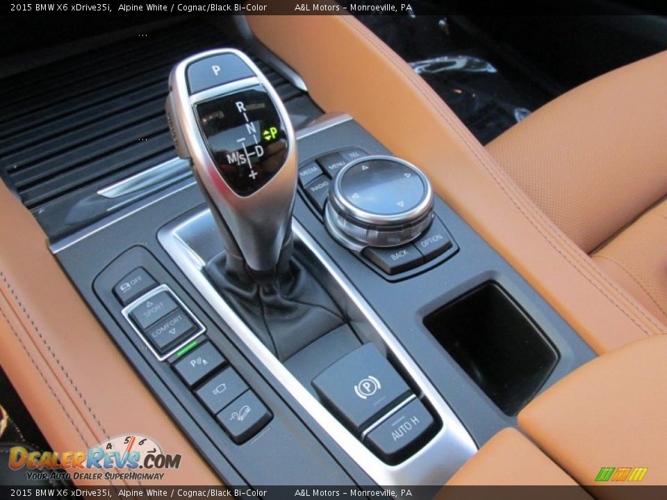 2015 BMW X6 xDrive35i Shifter Photo #16